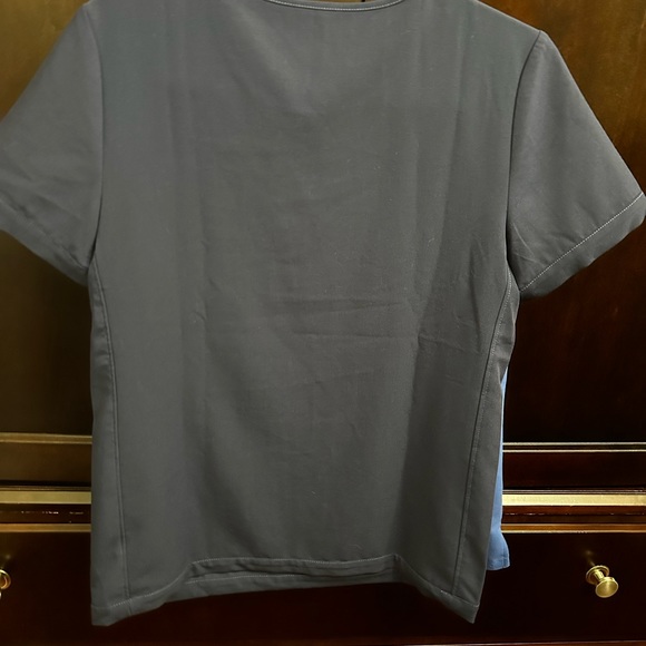 Figs nwt Rama limited edition top xs - Picture 2 of 2